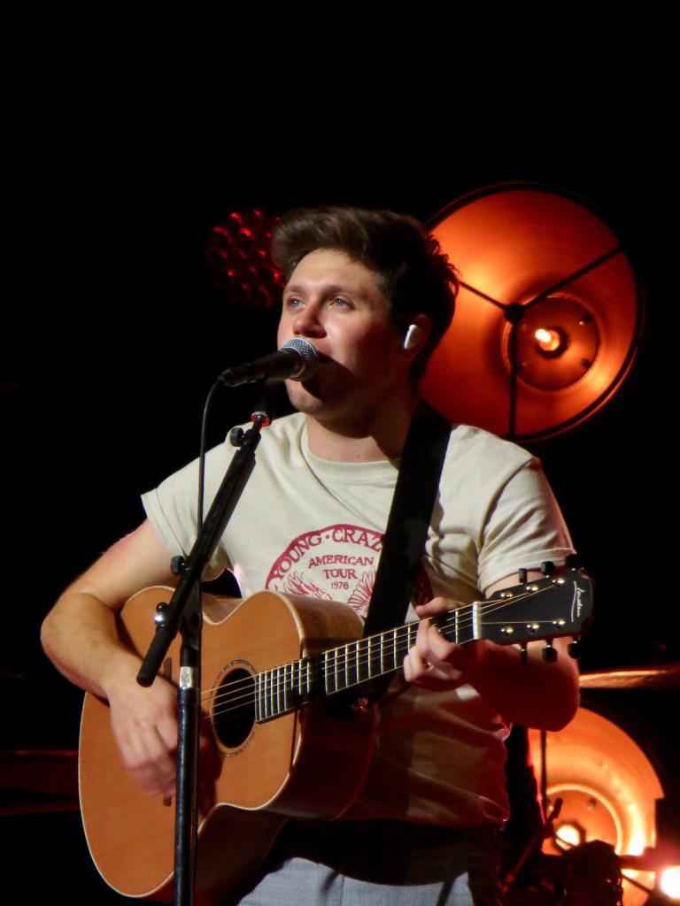 Niall Horan performing in Glasgow, Scotland during the 2018 Flicker World Tour.